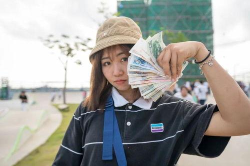 滑板吃瓜的视频,一场别开生面的街头表演盛宴